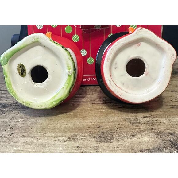 NIB Kirklands Ceramic Holiday Snowman Salt and Pepper Shakers - Picture 7 of 7